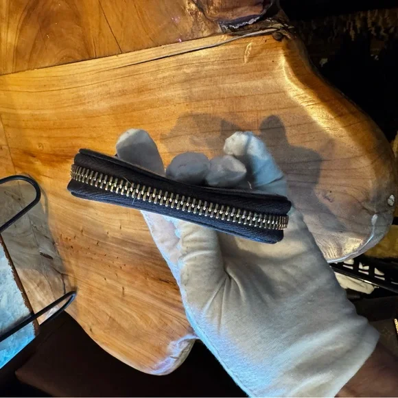 GUCCI GG Crystal Vinyl Coated Coin Purse Wallet Beige - Picture 6 of 10